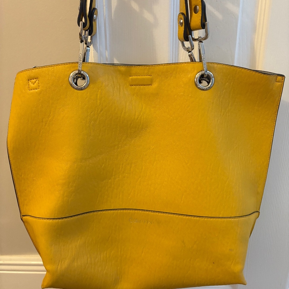 CALVIN KLEIN YELLOW LARGE TOTE BAG